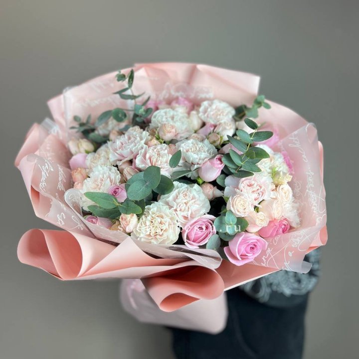  Букет  "Любовь в её глазах" в Химкие