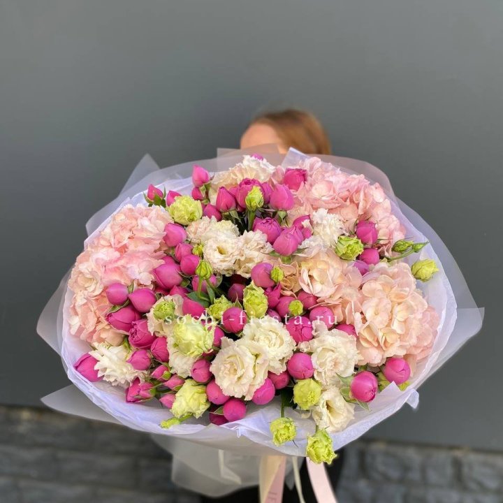  Букет  гортензий и Мисти в Химкие