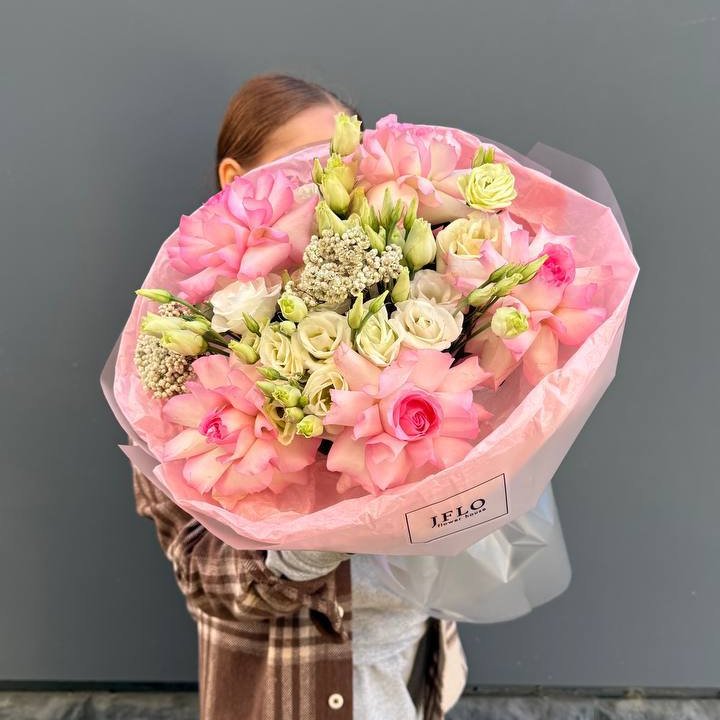 Букет "Розы с эустомой" в Химкие