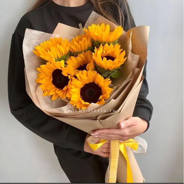 Букет из подсолнухов в Химкие