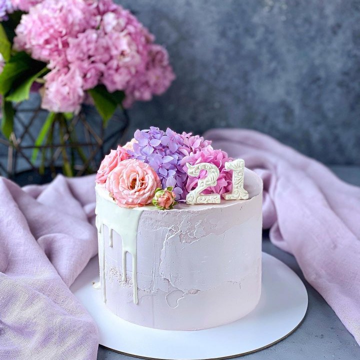 Торт с цифрой в Химкие