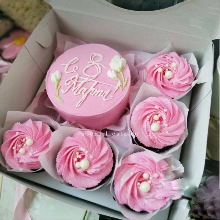 Капкейки и бенто-торт "8 марта!" в Химкие