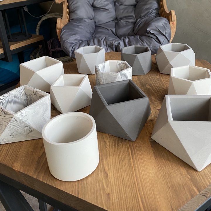 Дизайнерское кашпо в Химкие