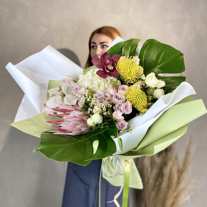 Дизайнерский букет экзотики в Химкие