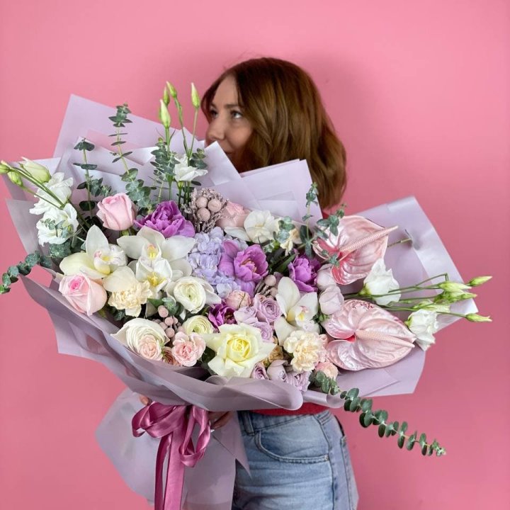 Дизайнерский букет "Вероника" в Химкие