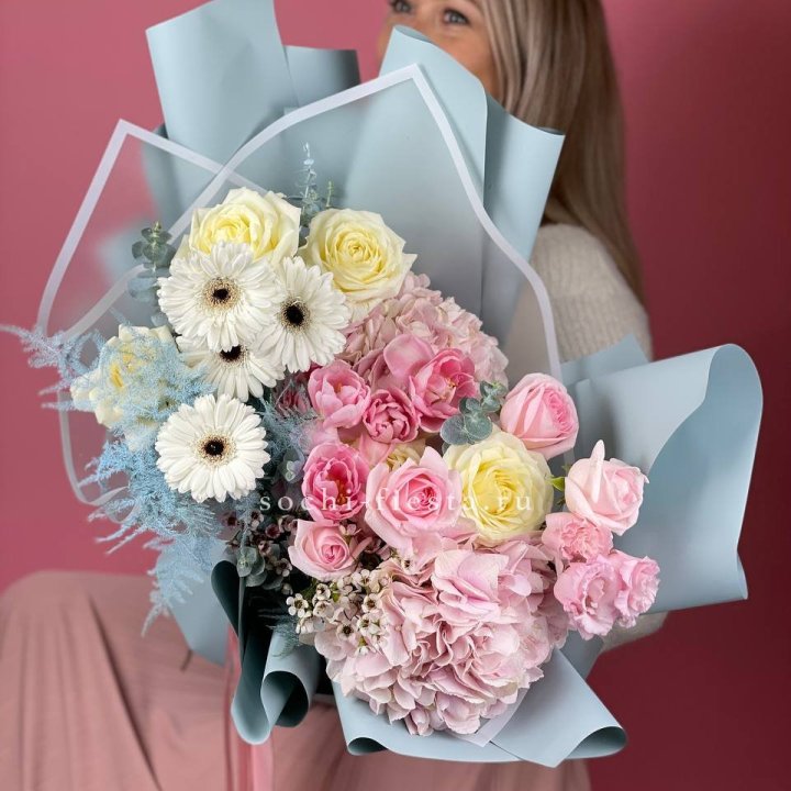 Дизайнерский букет "Адель" в Химкие