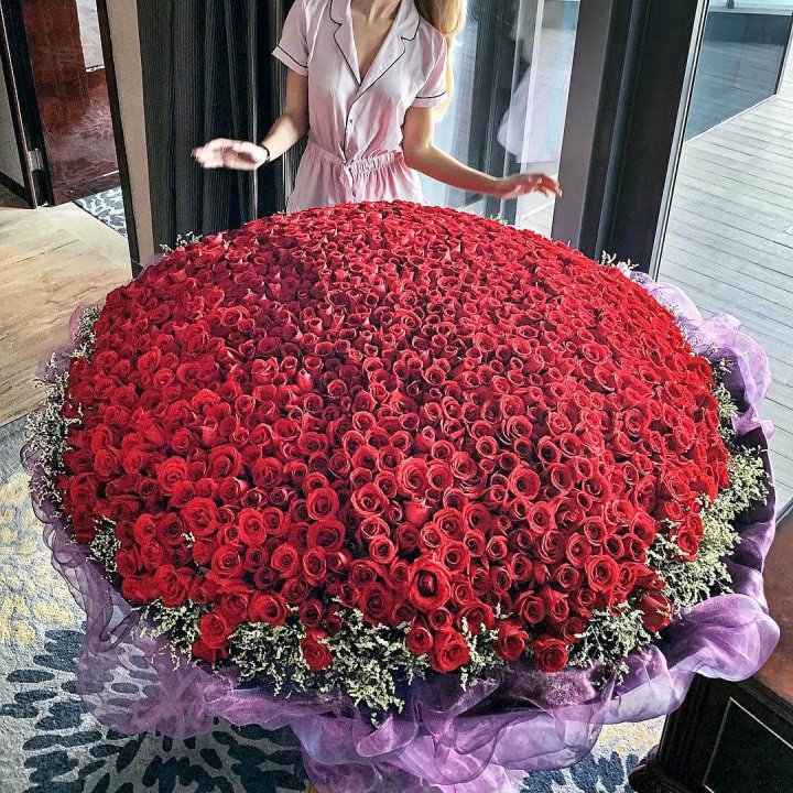 1001 роза в Химкие