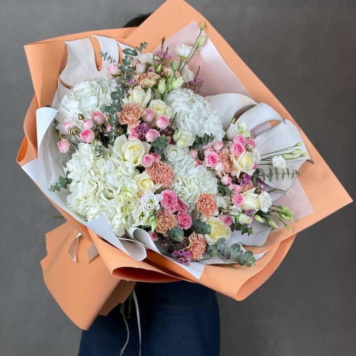 Макси-букет кремовый в Химкие