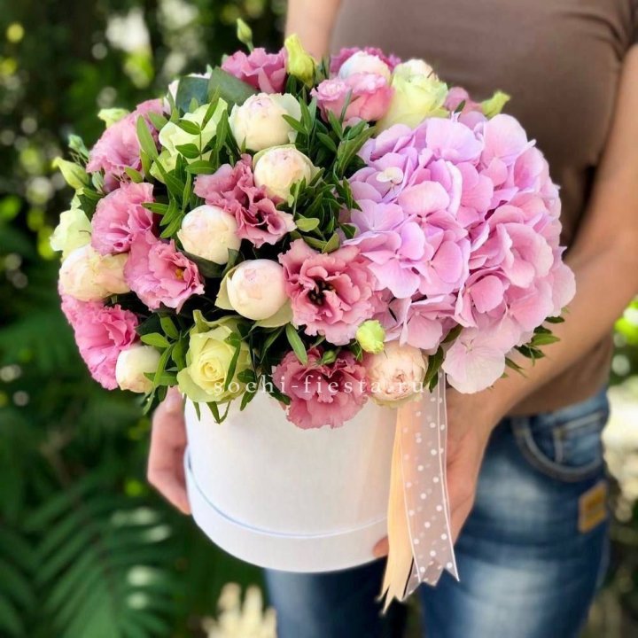 Дизайнерский цилиндр №2 в Химкие