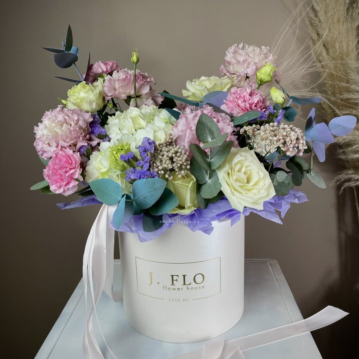 Цветочная коробка "Ода" в Химкие