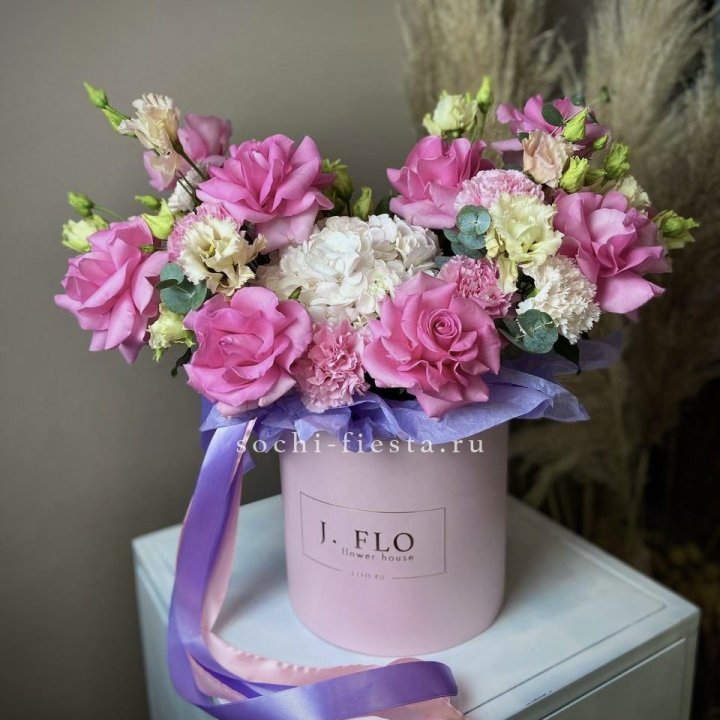 Цветочная коробка "Мишель" в Химкие