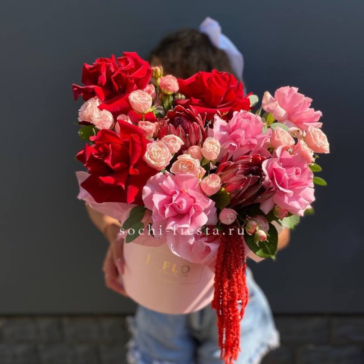 Дизайнерский цилиндр "Густо" в Химкие