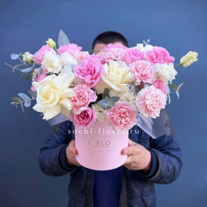 Цветочный бокс "Памела" в Химкие