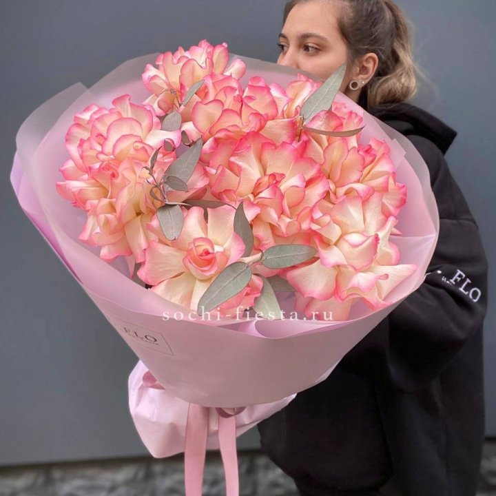 9 французских роз Джумилия в Химкие