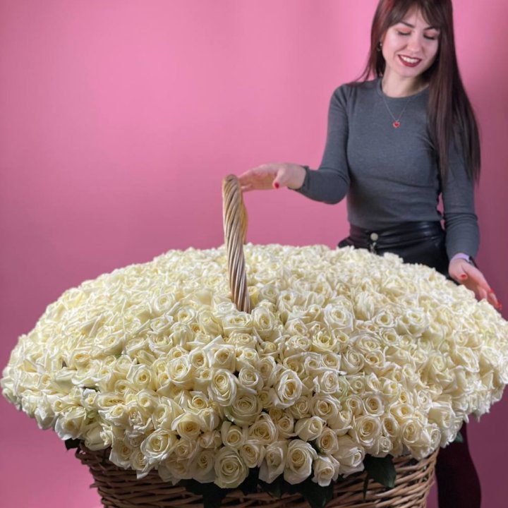 1001 белая роза в Химкие