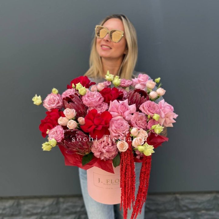 Дизайнерский цилиндр "Криотель" в Химкие