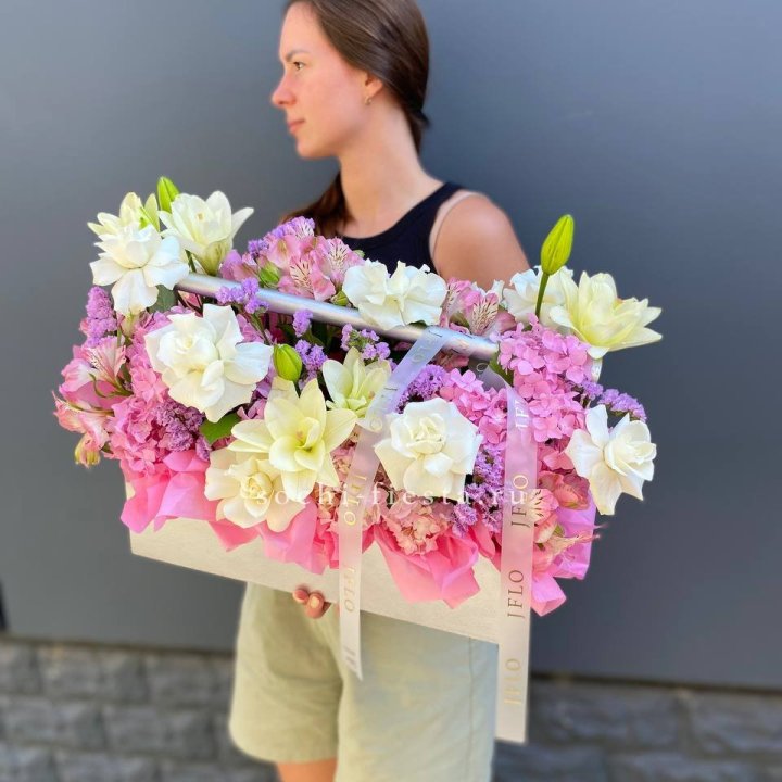 Большой бокс розовый в Химкие