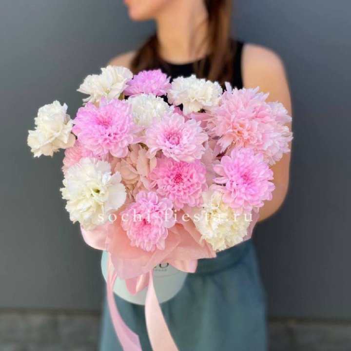 Коробка с цветами "Фиона" в Химкие