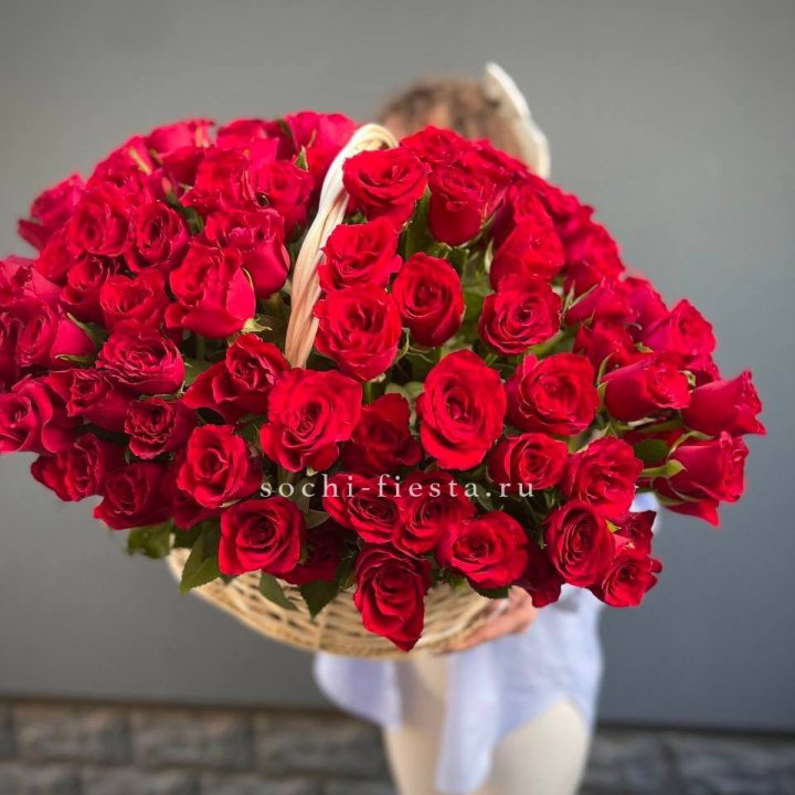 121 красная роза в корзине   в Химкие