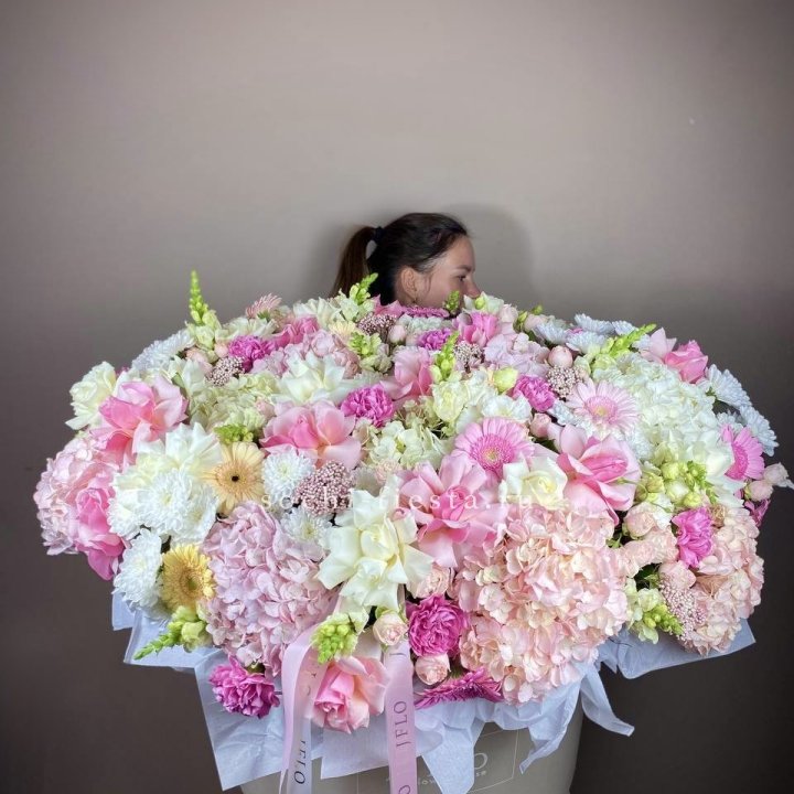 Корзина цветов «Рандеву» в Химкие