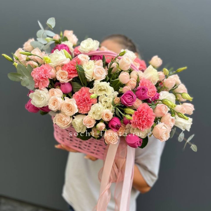 Цветочная корзина "Флоренция" в Химкие