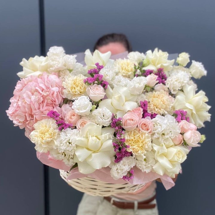 Корзина "Воздушная нежность" в Химкие