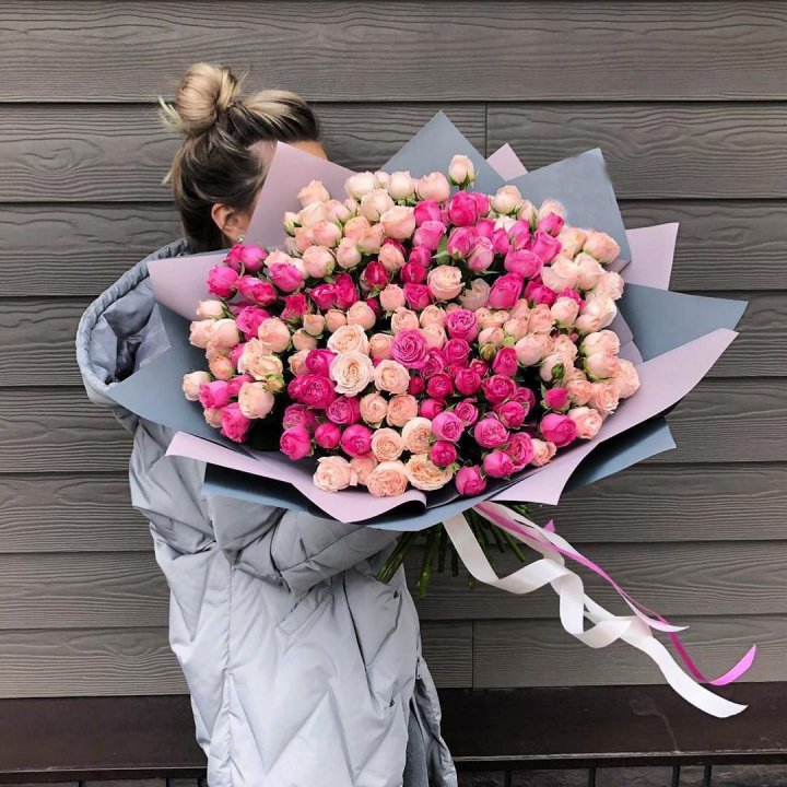 55 роз микс кустовых в Химкие