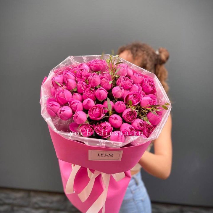 Кустовые розы букет Мисти Баблс в Химкие