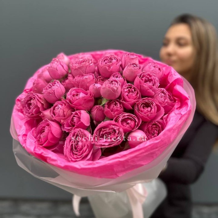 Букет из пионовидных роз  в Химкие