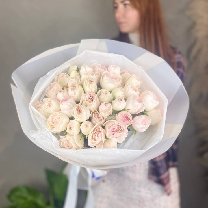 Букет кустовых роз в Химкие