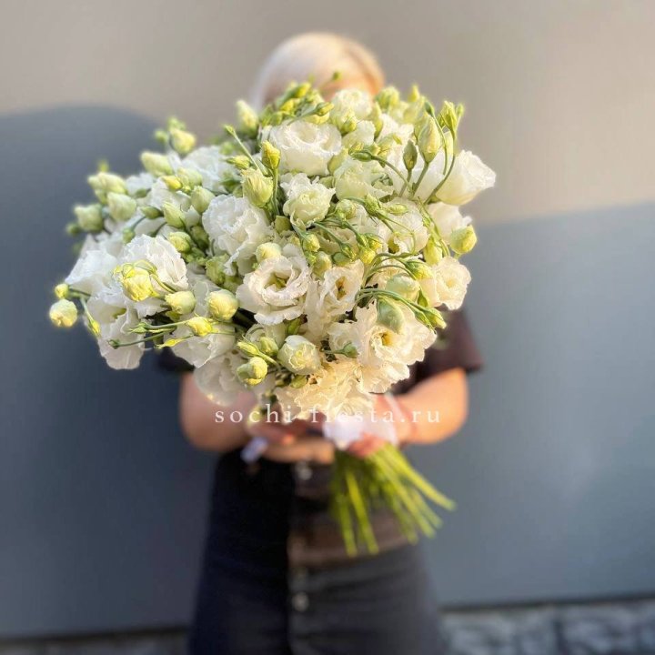 Букет эустом под ленту  в Химкие