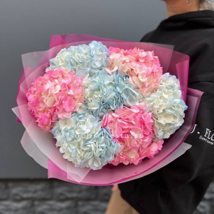 Букет гортензий "Тоника №2" в Химкие