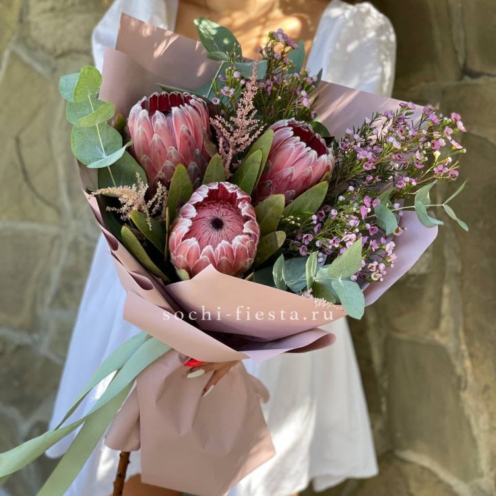 Букет из протеи "Клеопатра"  в Химкие