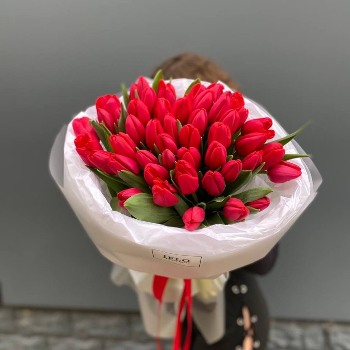 51 тюльпан "Любовь" в Химкие