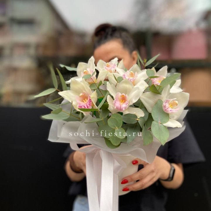 Бокс с орхидеями в Химкие