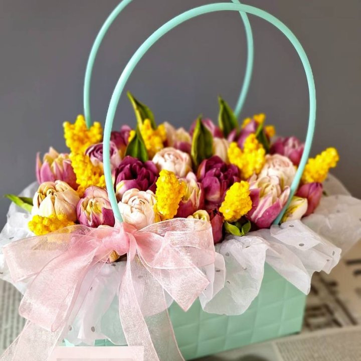 Тюльпаны в сумочке из зефира в Химкие