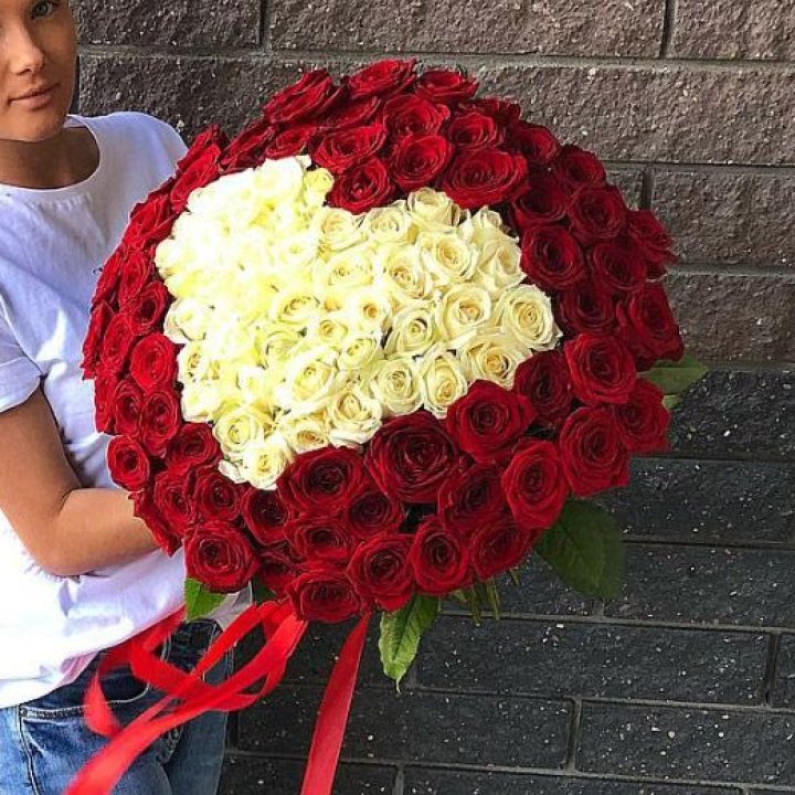 101 роза "Сердце" в Химкие