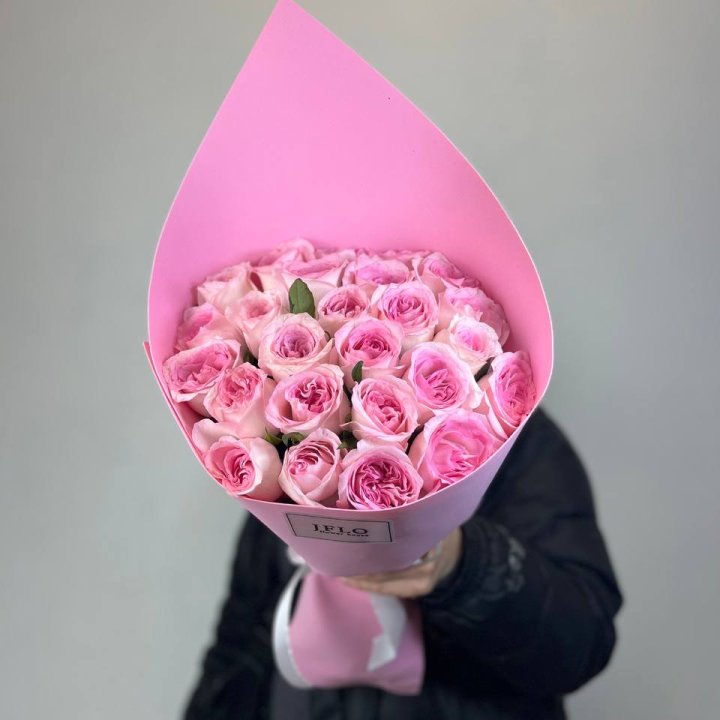 25 нежных роз в Химкие