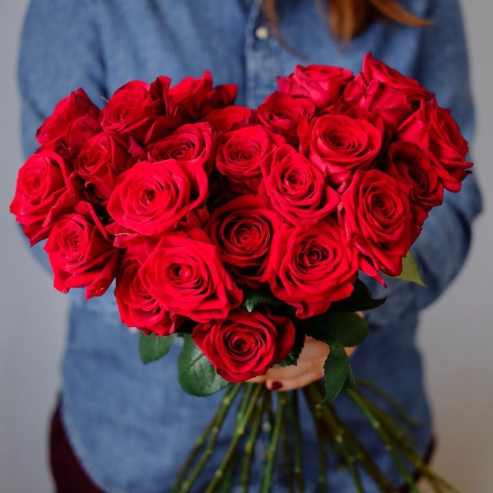 25 красных роз в Химкие