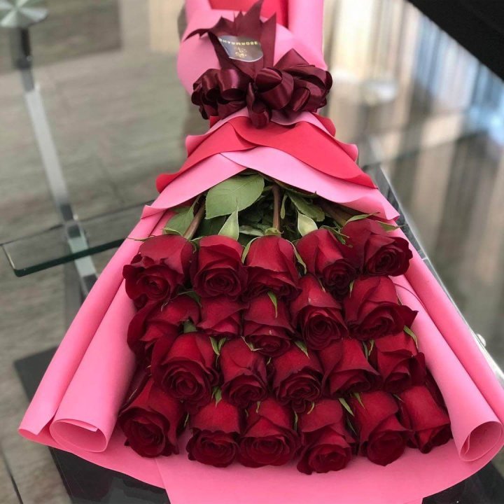 21 красная роза "Элеганс" в Химкие