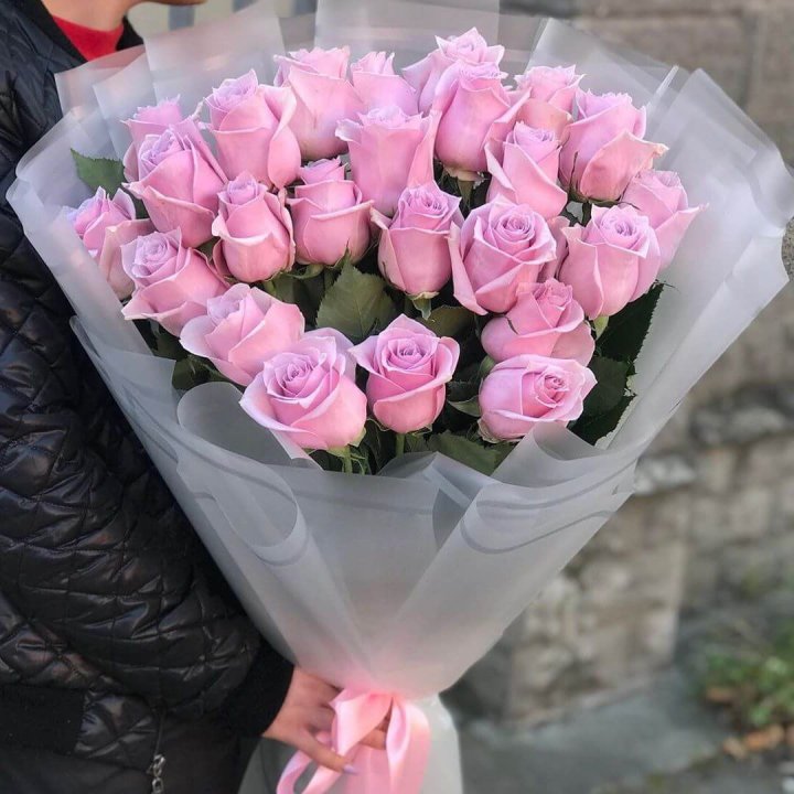 25 высоких розовых роз в Химкие