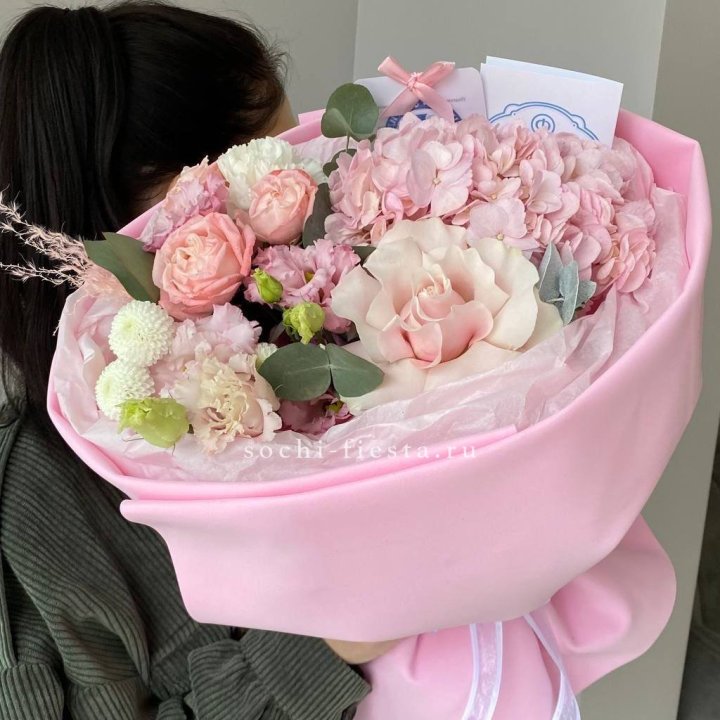 Авторский букет "Пинки" в Химкие