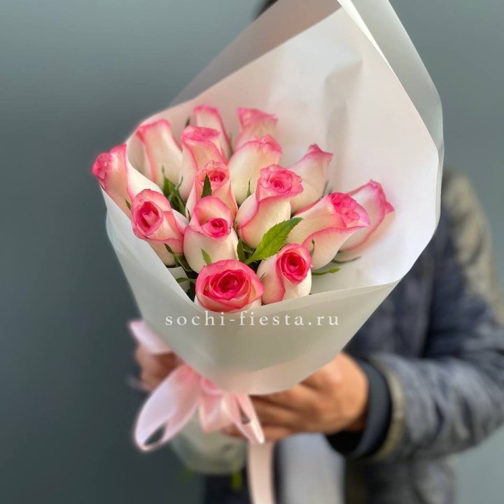 15 роз "Джумилия" в Химкие