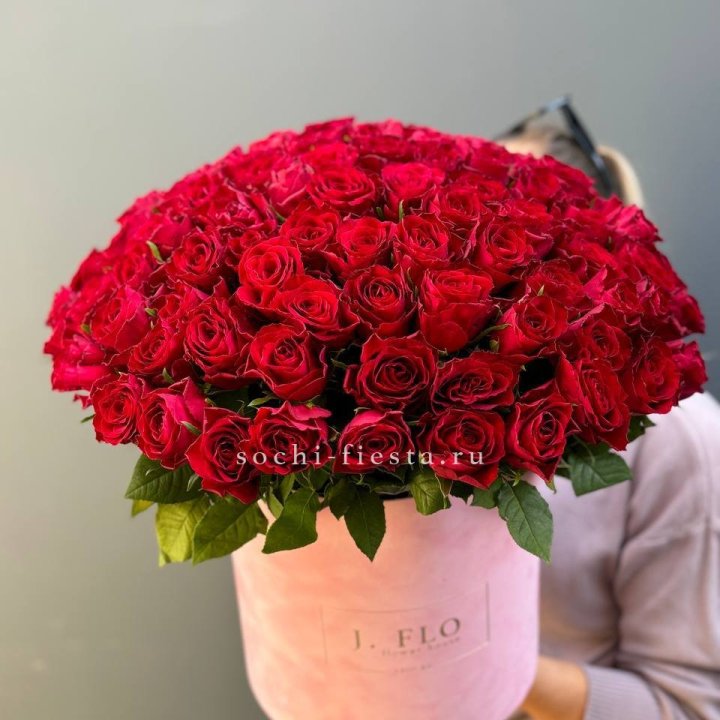 101 кенийская роза в цилиндре в Химкие