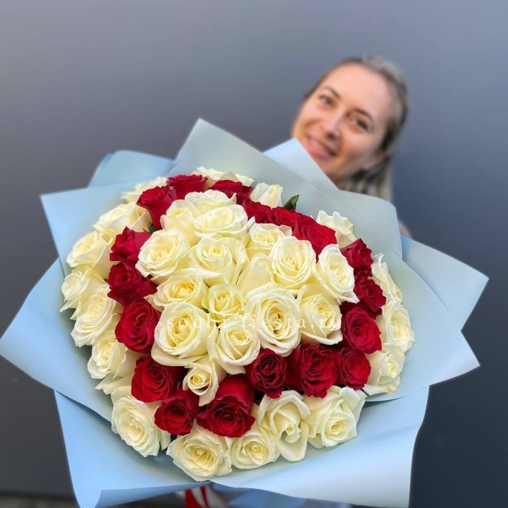 51 роза "Сердце" в Химкие