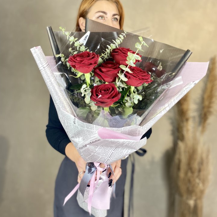 5 красных роз в Химкие