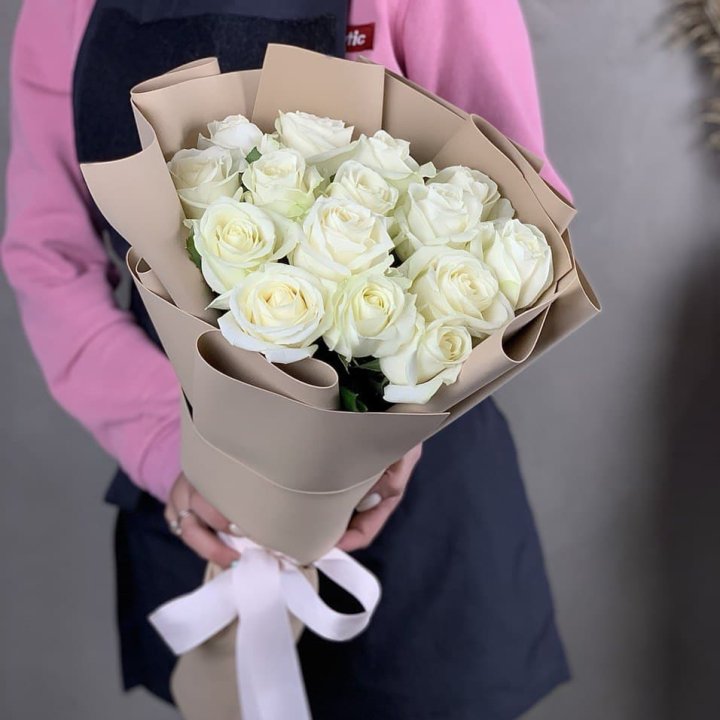 15 белых роз миракли в Химкие