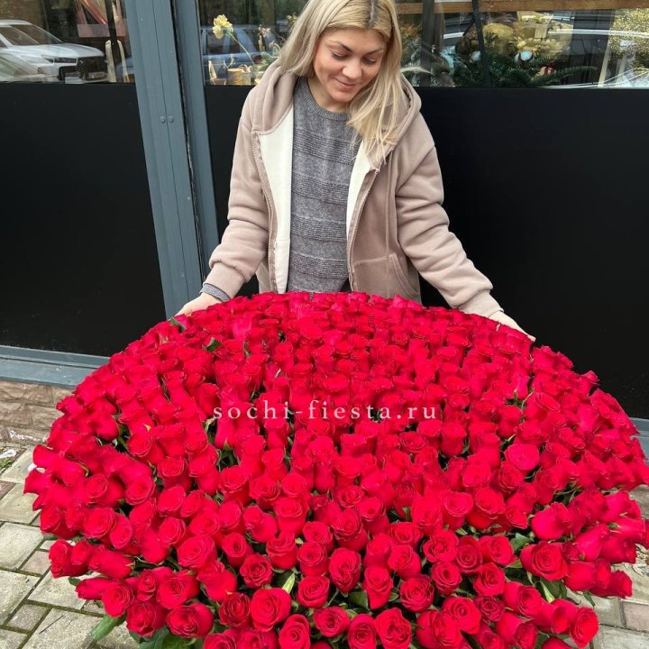 501 красная роза в корзине в Химкие