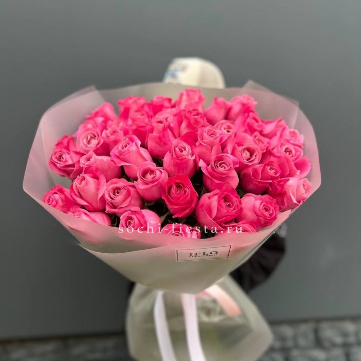 Роза малиновая в Химкие