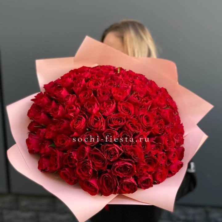 101 роза мадам ред в Химкие
